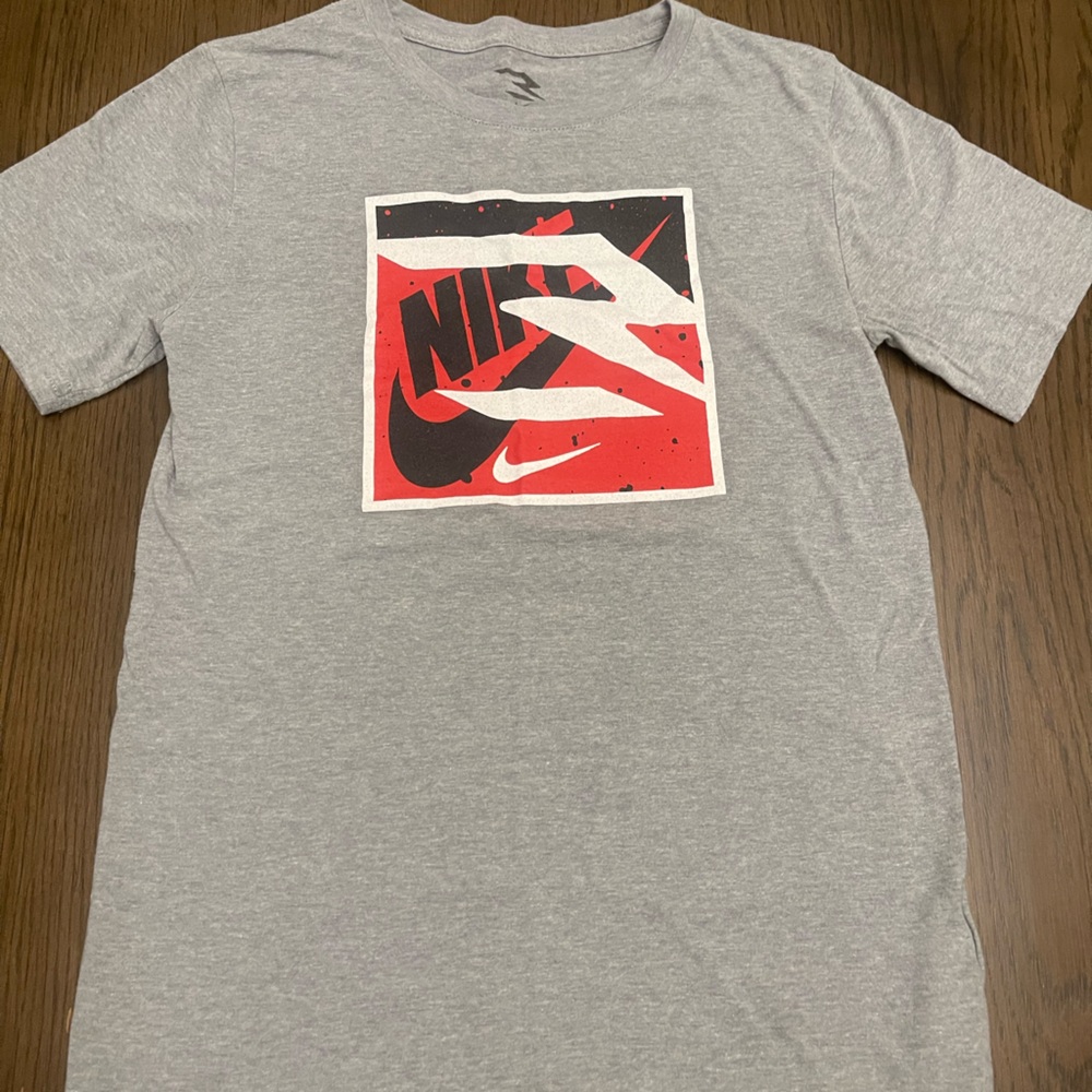 Nike Boy's Short Sleeve Gray Tee with Red and Black Graphic